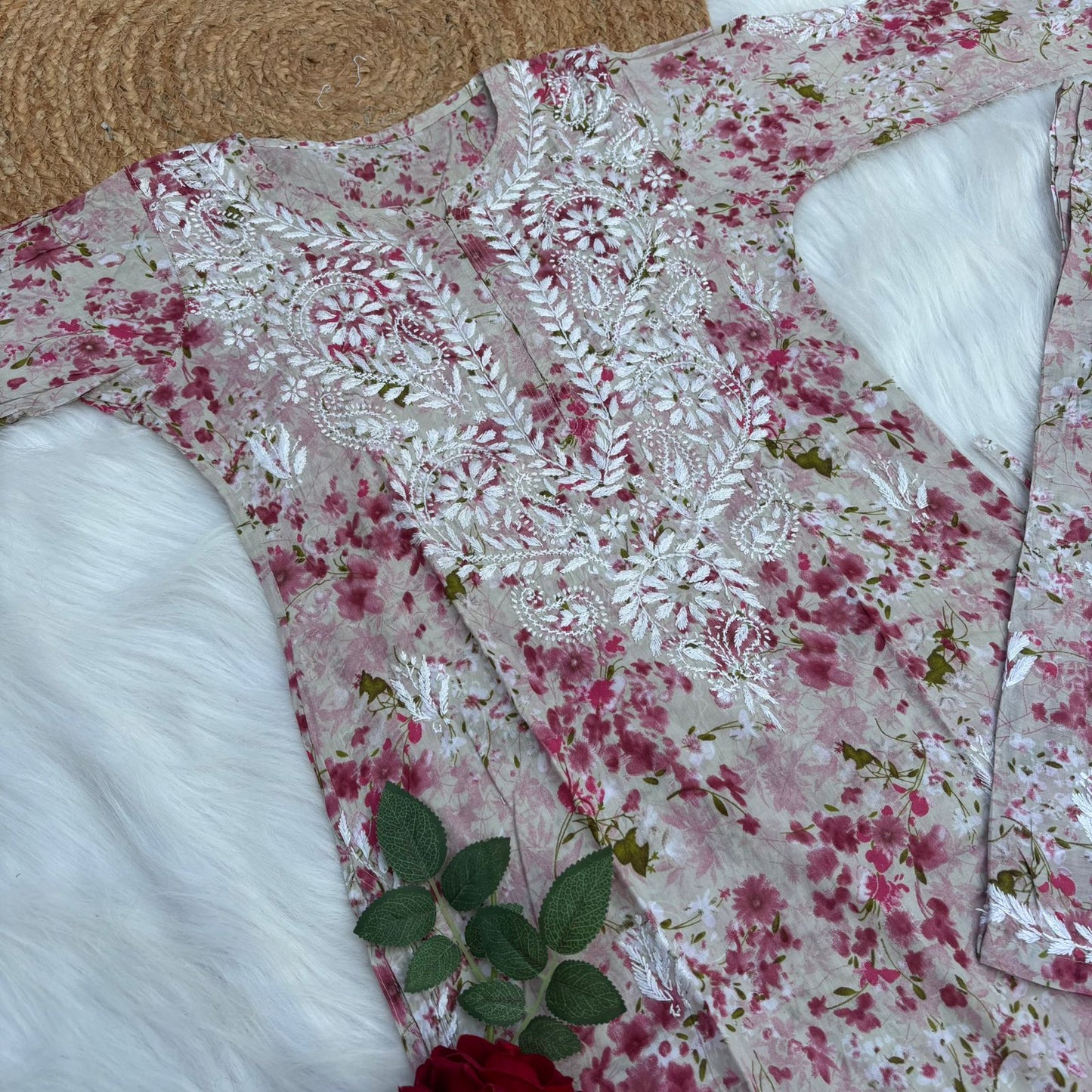 Maira Mulmul Cotton Chikankari Kurti Set - Pink Colour - Chikankaar