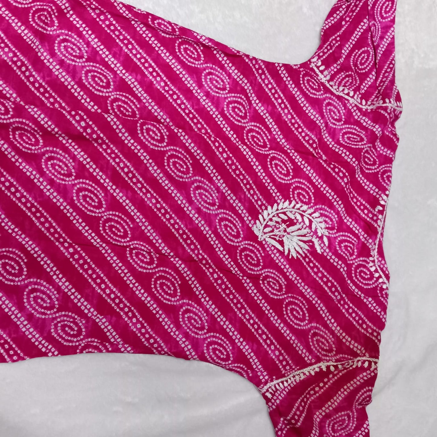 Falak Bandhani Print Rayon Chikankari Kurti -Pink Colour - Chikankaar