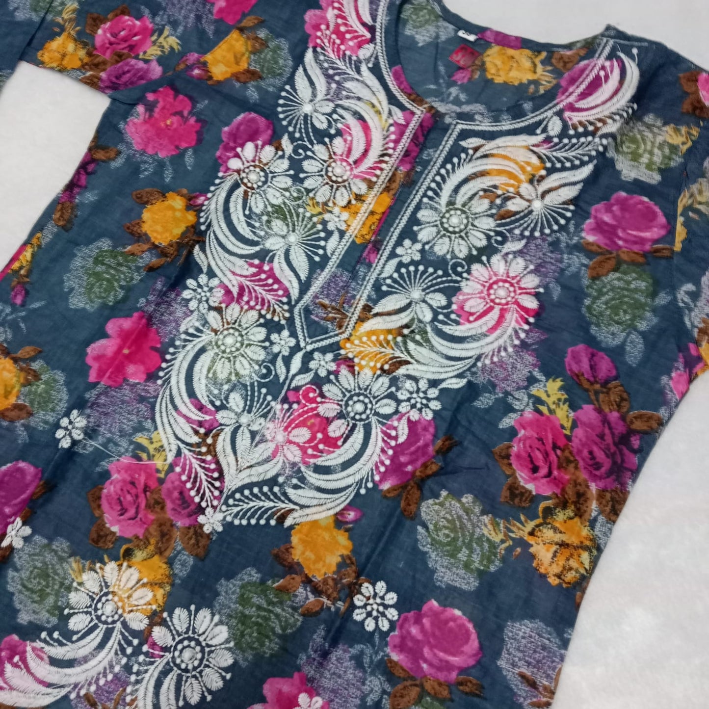 MULMUL COTTON FLORAL PRINT CHIKANKARI MACHINE WORK KURTI -GREY COLOUR - Chikankaar