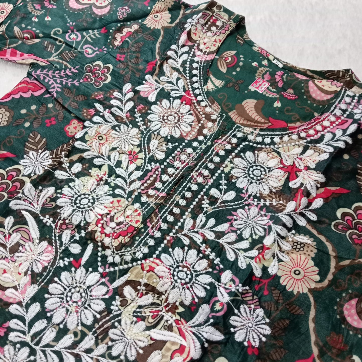MULMUL COTTON CHIKANKARI MACHINE WORK KURTI -DARK GREEN COLOUR - Chikankaar