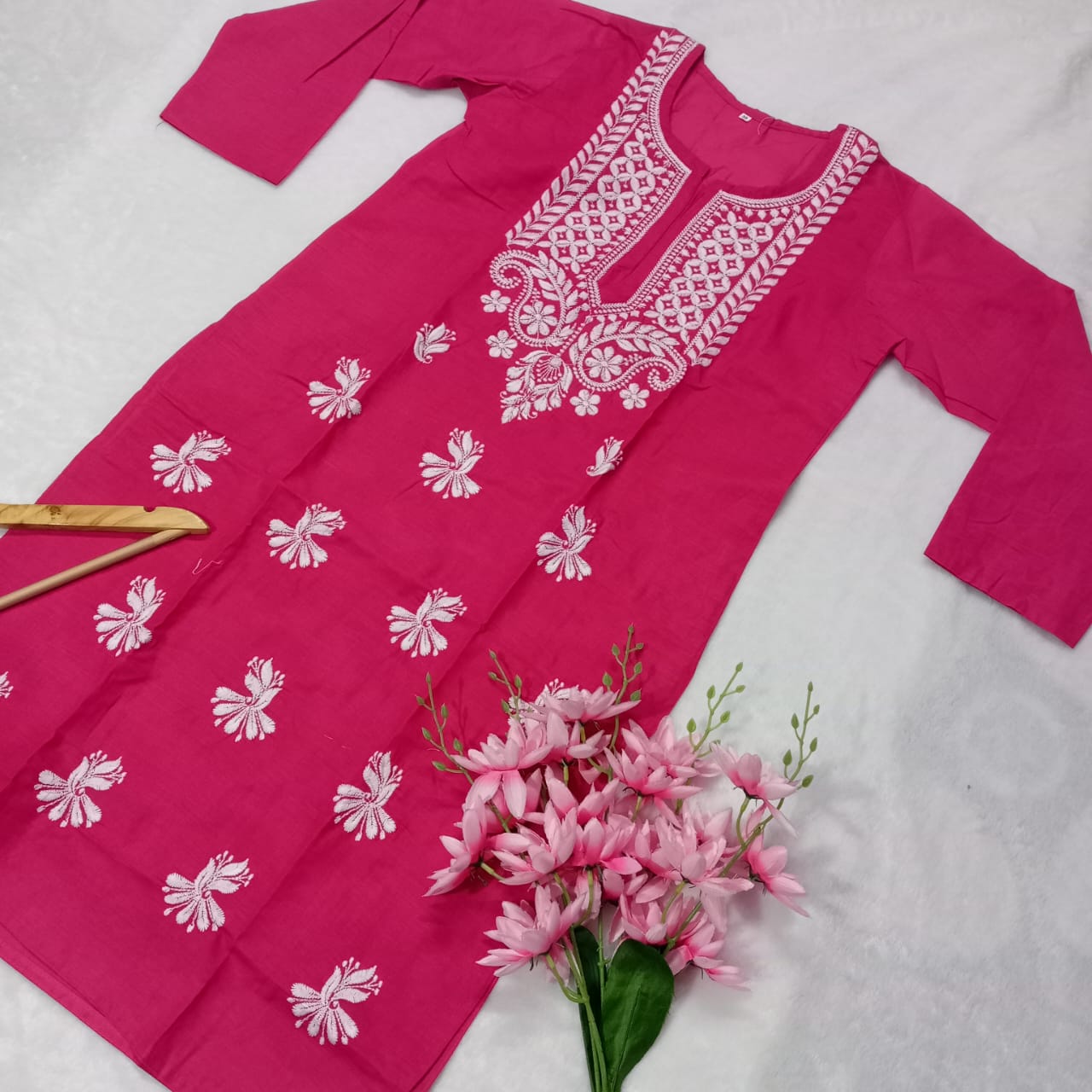 COTTON MACHINE WORK CHIKANKARI KURTI RANI COLOUR - Chikankaar