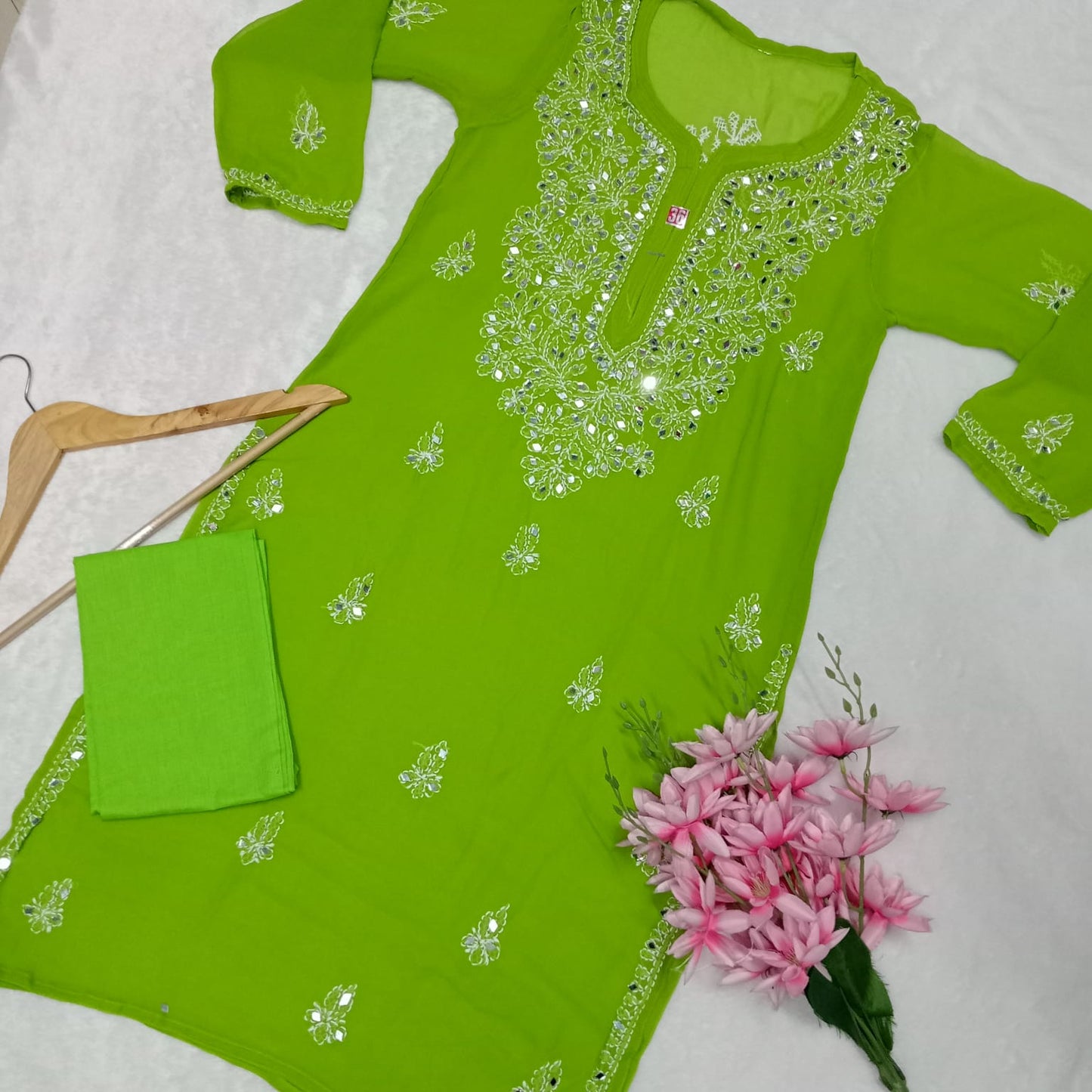 Georgette Mirror Work Chikankari Kurti With Inner - Parrot Colour - Chikankaar