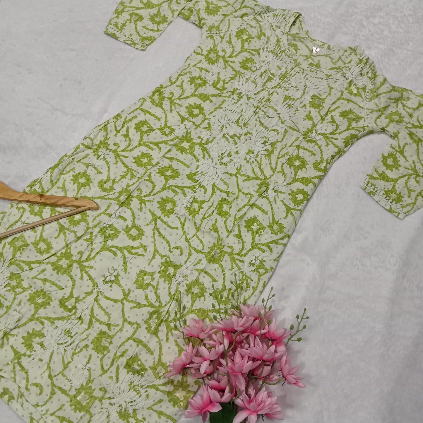 MODAL SLUB CHIKANKARI LOTUS WORK KURTI -LEAF GREEN COLOUR - Chikankaar