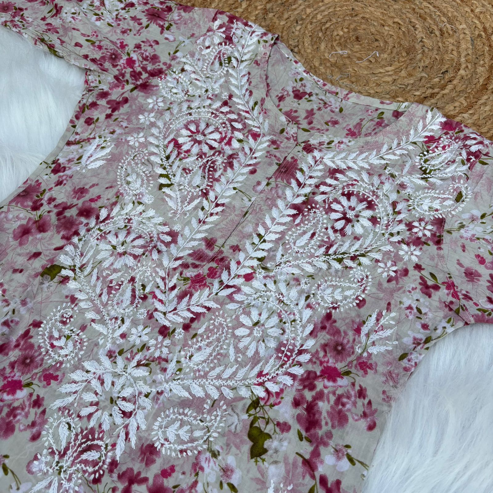 Maira Mulmul Cotton Chikankari Kurti Set - Pink Colour - Chikankaar