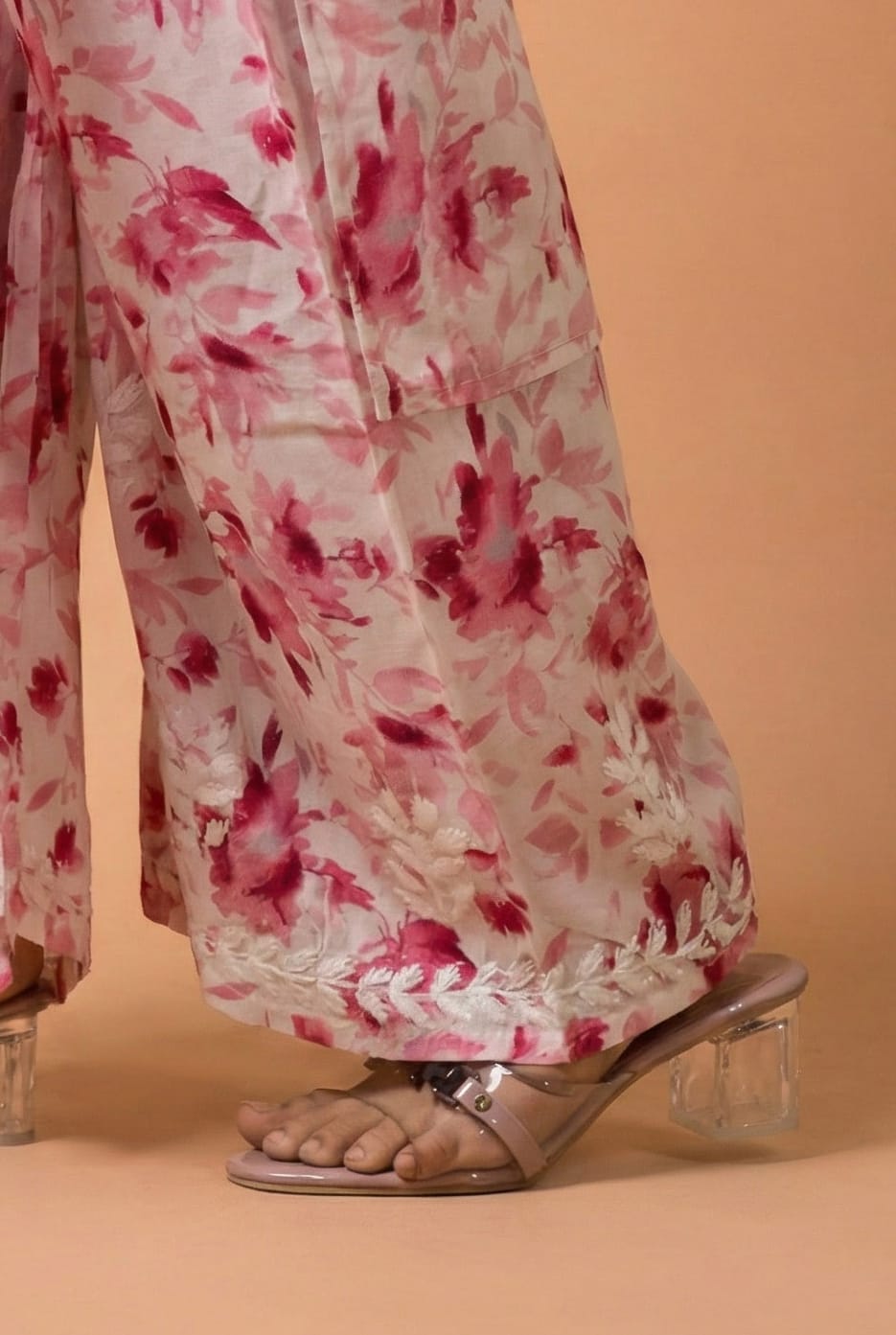 Aaliyah Mulmul Cotton Chikankari Kurti Set - Pink Colour