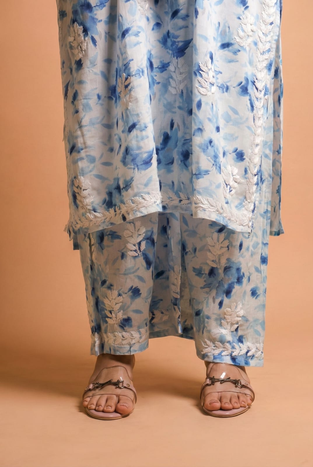 Aaliyah Mulmul Cotton Chikankari Kurti Set -Blue Colour