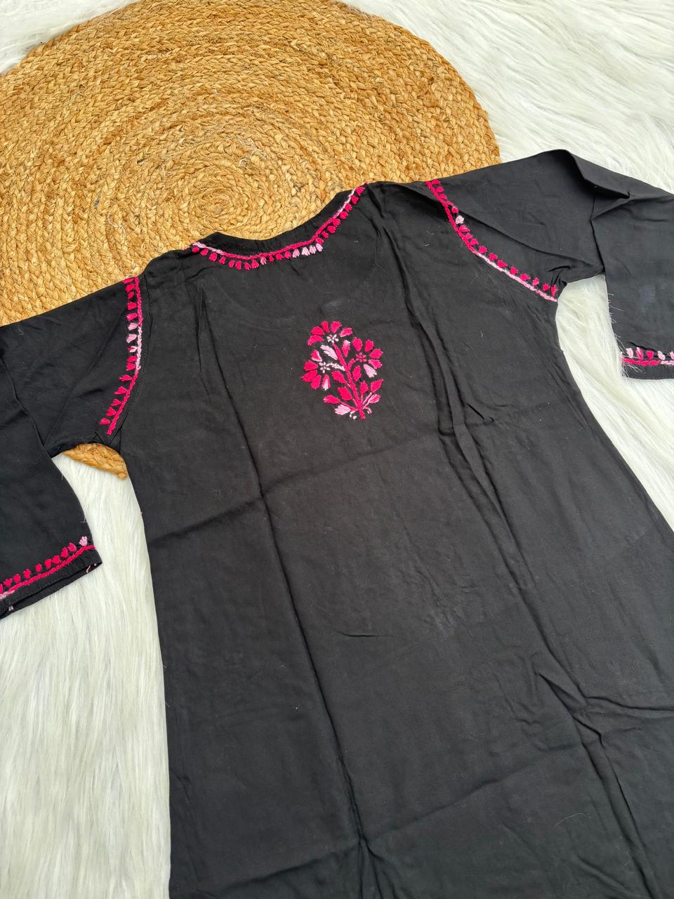 Mahek Soft Rayon Handwork Chikankari Short Kurti- Pink Colour