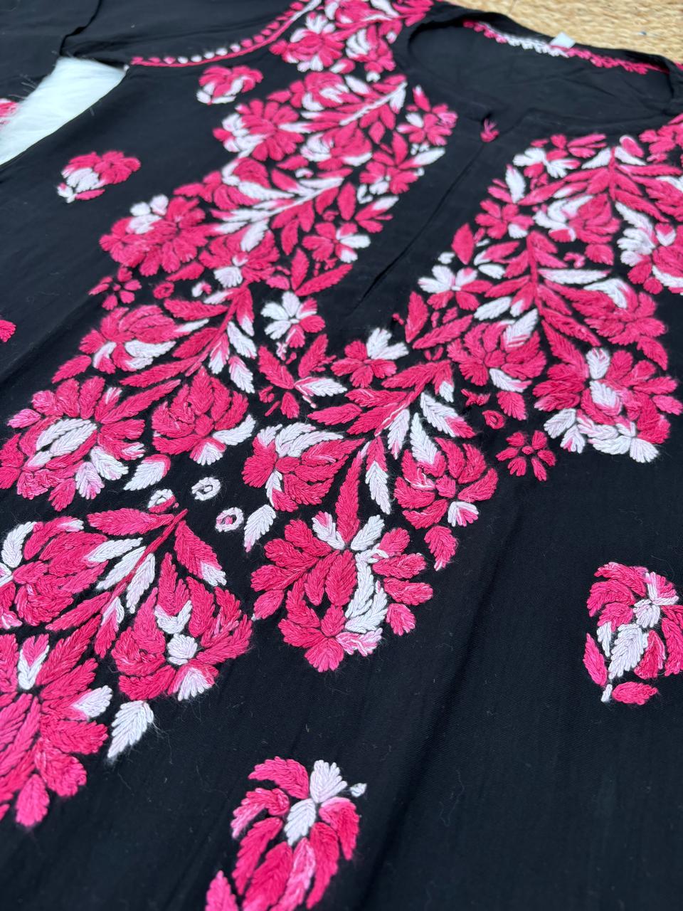 Rida Rayon Handwork Chikankari Kurti Set - Pink Colour