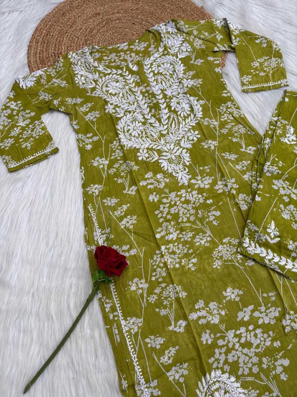 Jiya Mulmul Cotton Handwork Chikankari Kurti Set - Green Colour
