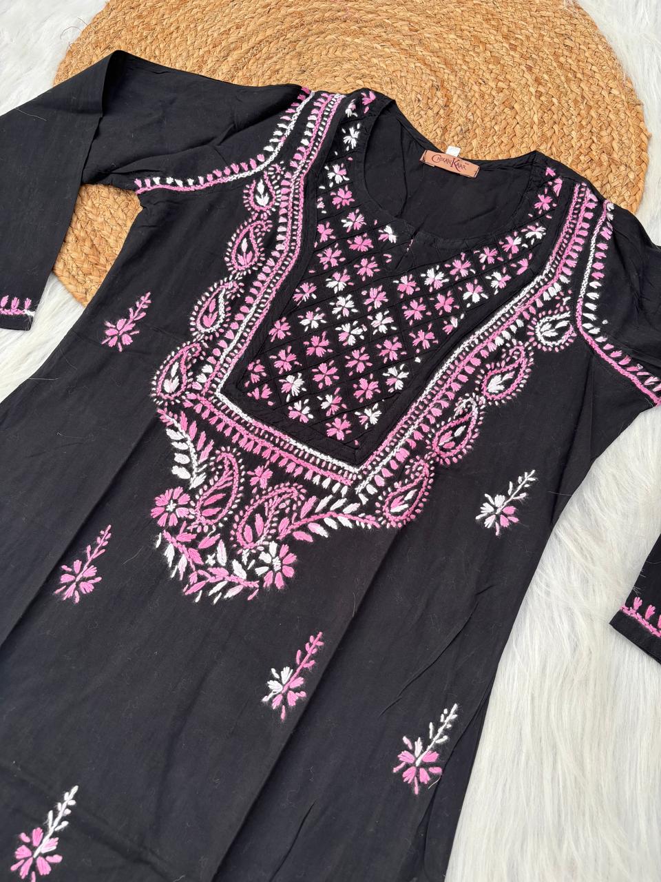Maryam Handwork Cotton Lucknowi Chikankari Kurti - Light Pink Colour