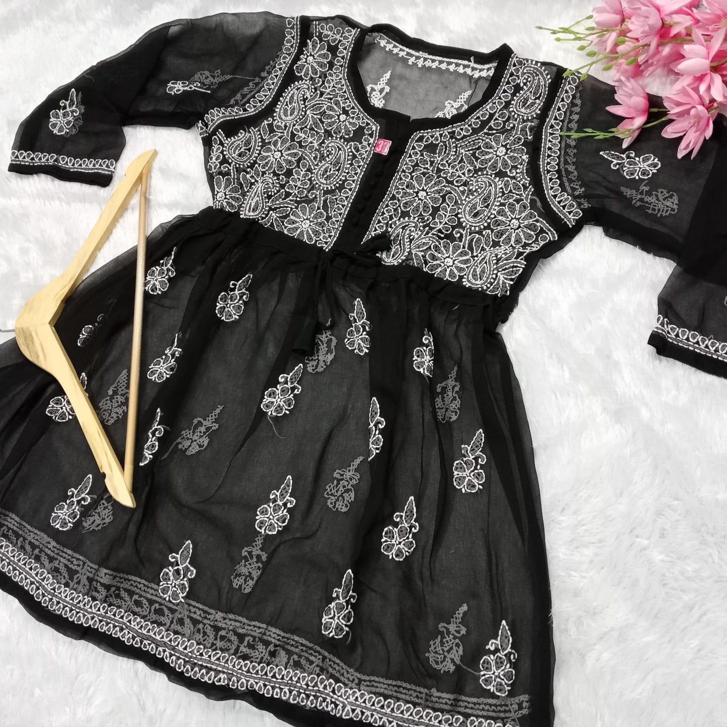 CHIKANKARI GEORGETTE SHORT GOWN WITH DORI - BLACK COLOR - chikankaar