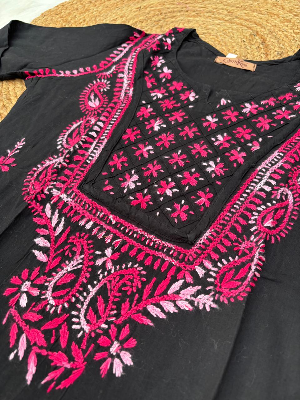 Maryam Handwork Cotton Lucknowi Chikankari Kurti - Pink Colour